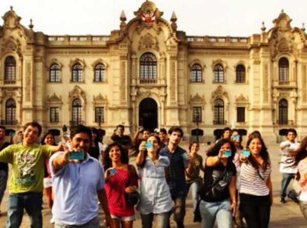 La visi&oacute;n de la pol&iacute;tica de los millennials peruanos