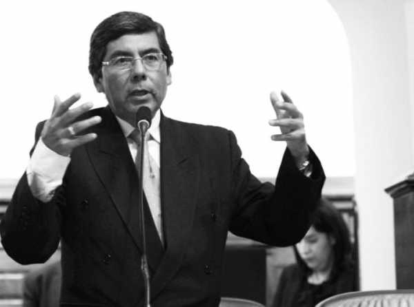 ¿Una ley contra las costumbres? ¡Y sin reglamentación!