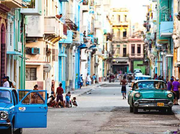 Ya llega la democracia a Cuba