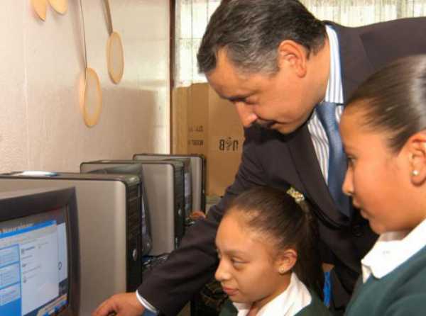 Educación: ¿servidor del pasado en copa nueva?