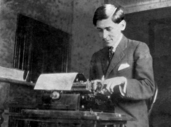 LA CRÍTICA LITERARIA DE J. C. MARIÁTEGUI