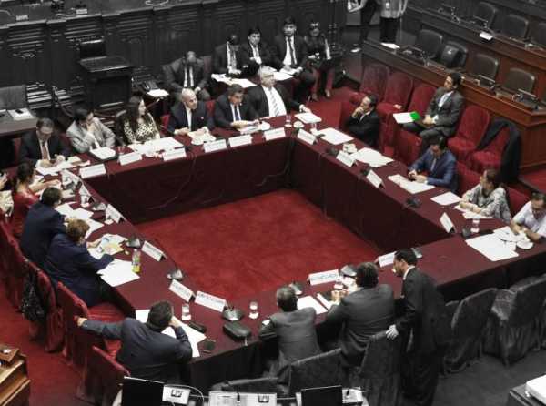 Las formas en pol&iacute;tica