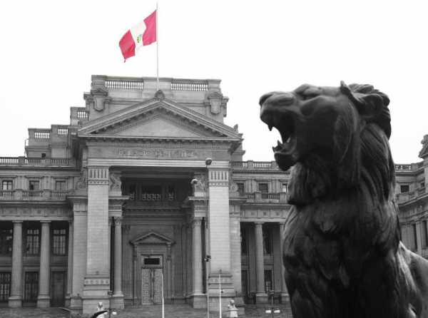 Quieren pescar en r&iacute;o revuelto