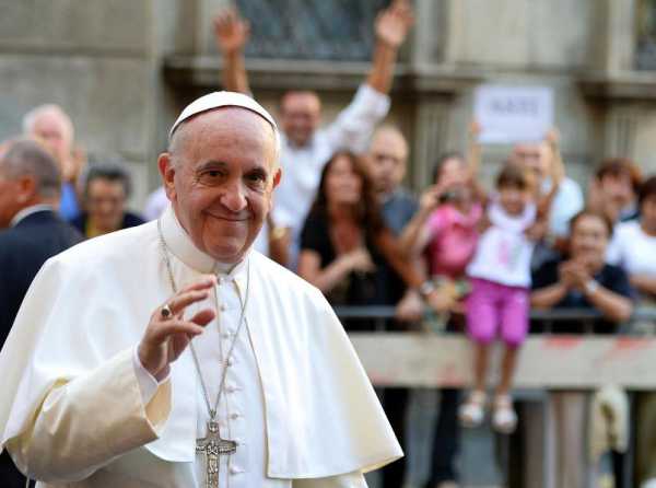 &iquest;Que se trae el papa?