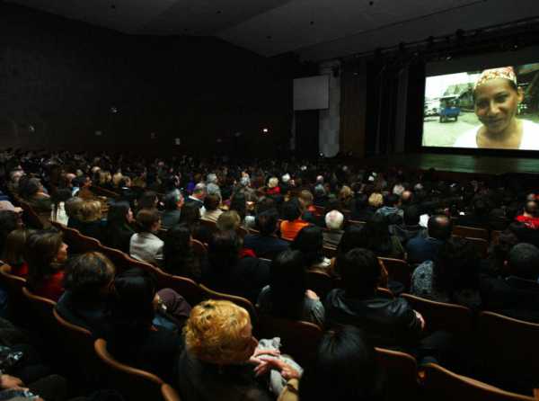 La civilizaci&oacute;n y el derecho de los cines