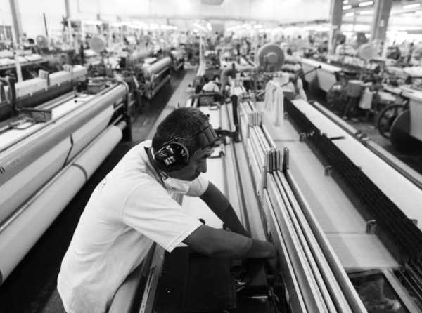¿Por qué cae el empleo formal?
