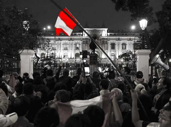 Entre el discurso y la acción