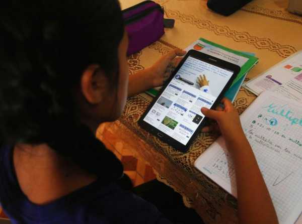 Eduquemos para la paz y el progreso 