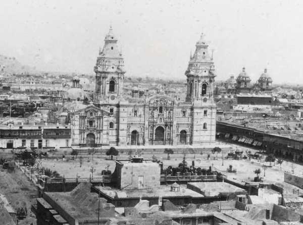 Enciclopedia Galáctica. ¿Existió el Perú?