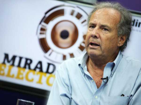¿La hora de Alfredo Barnechea?