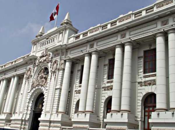 Acreditación: ¿reorganizar es eliminar?