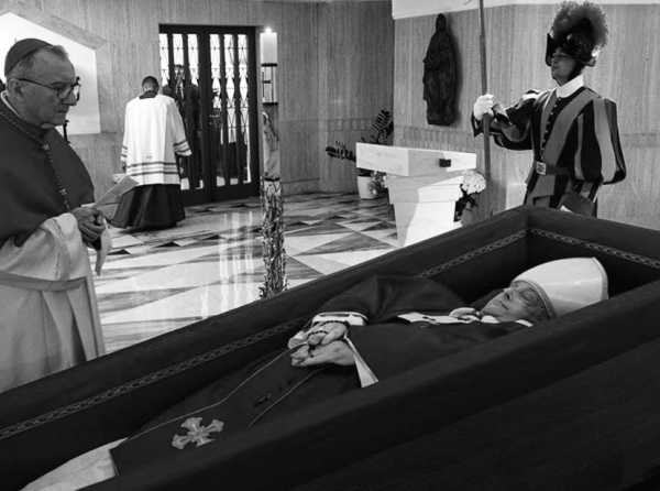 La Iglesia prevalece sobre las fuerzas obscuras