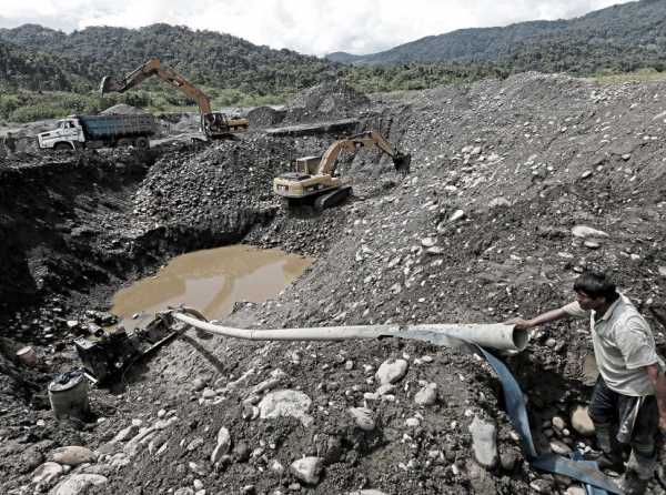 La mala pol&iacute;tica y el avance de la miner&iacute;a ilegal