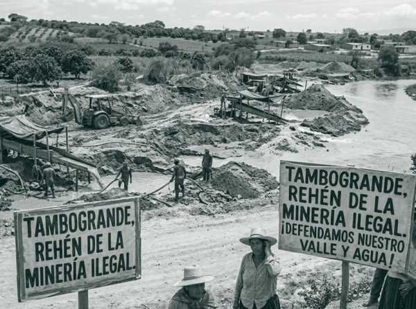 Tambogrande, reh&eacute;n de la miner&iacute;a ilegal