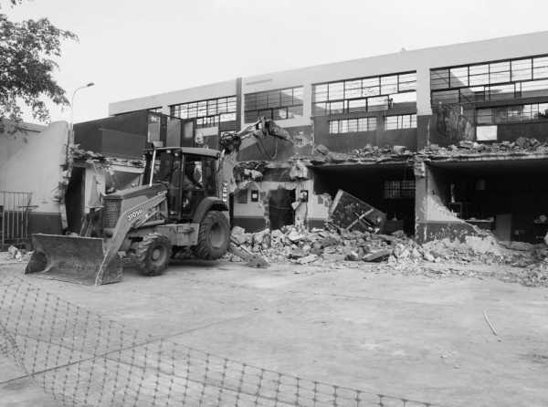 ¡Infraestructura educativa en rojo!