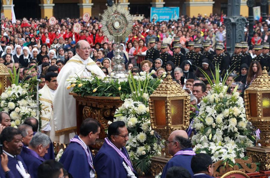 ¡Alto a la absurda guerra anticlerical!