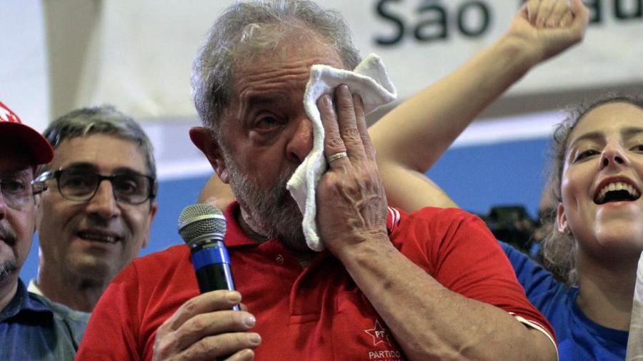 EN BRASIL NO HAY HÉROES