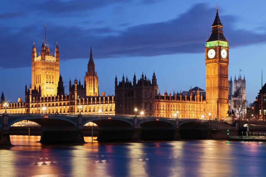 Londres entre Washington y Beijing