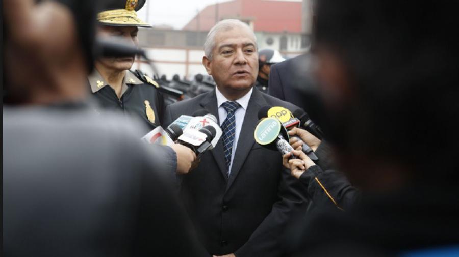 Seguridad: se finge avanzar y se retrocede