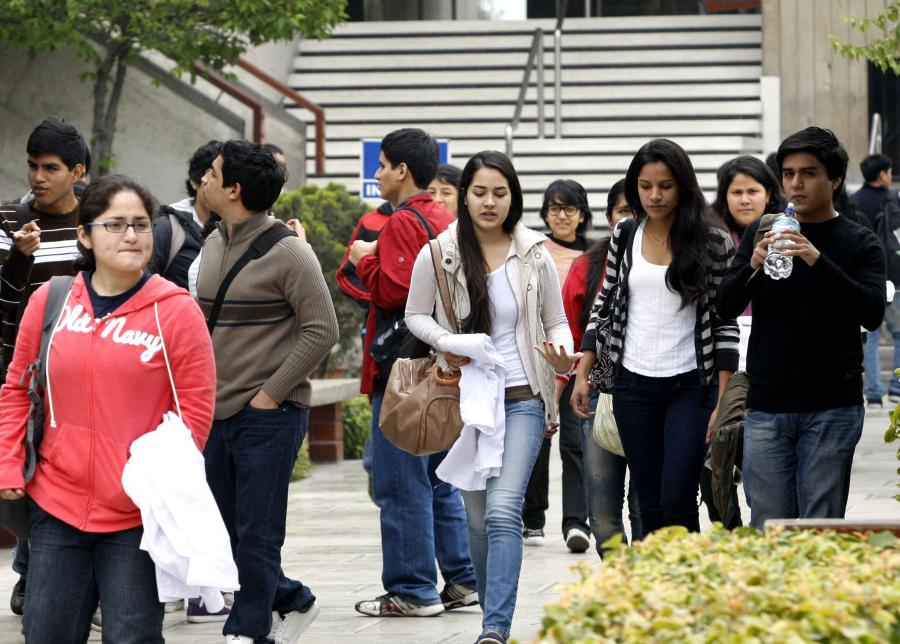 Formalización laboral y crecimiento económico