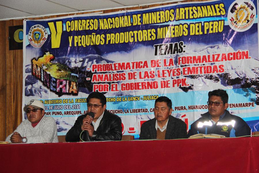 ¡Se agrava conflicto entre Gobierno y mineros informales!