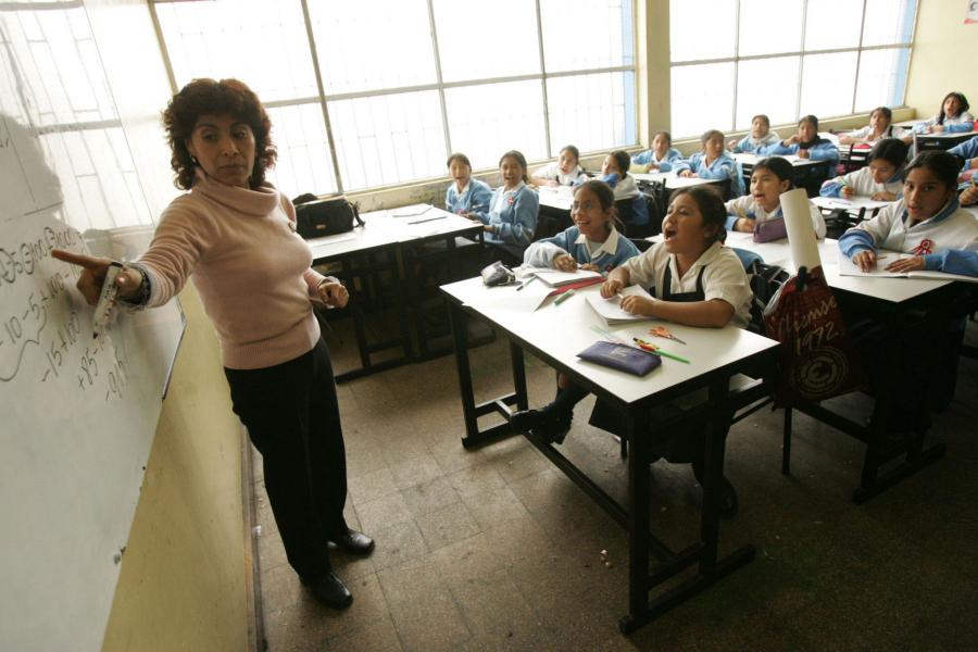 DEGENERACI&Oacute;N EDUCATIVA