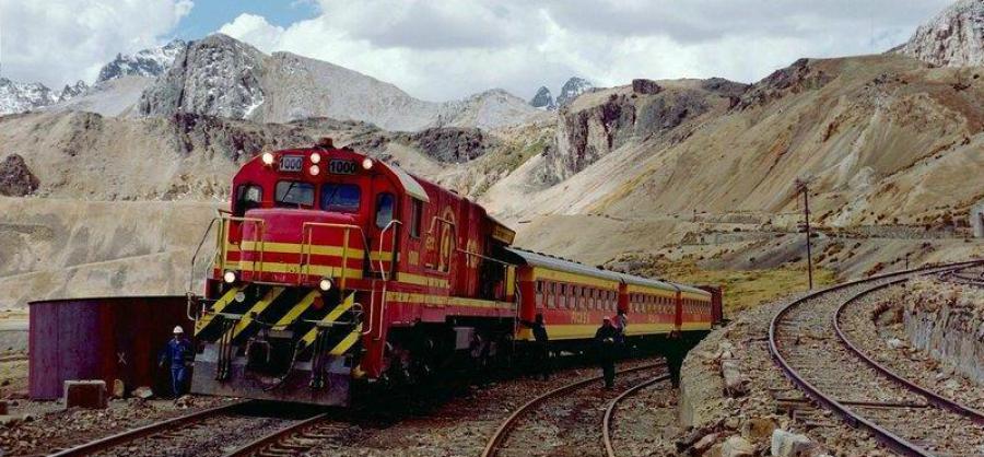 Ferrocarriles versus carreteras. ¿Y los ríos amazónicos?