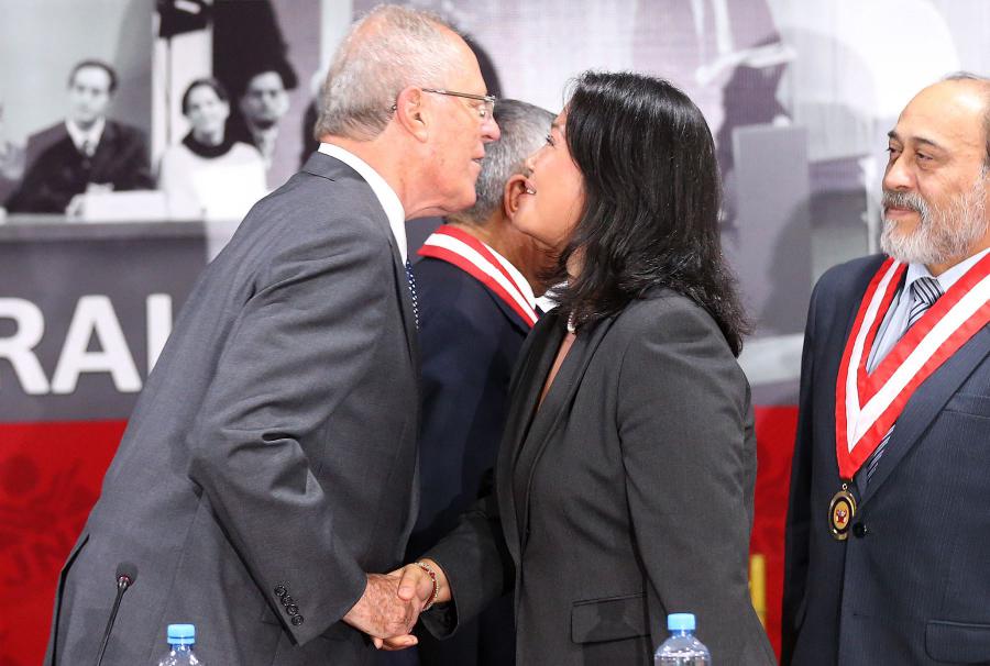 Los vac&iacute;os se llenan