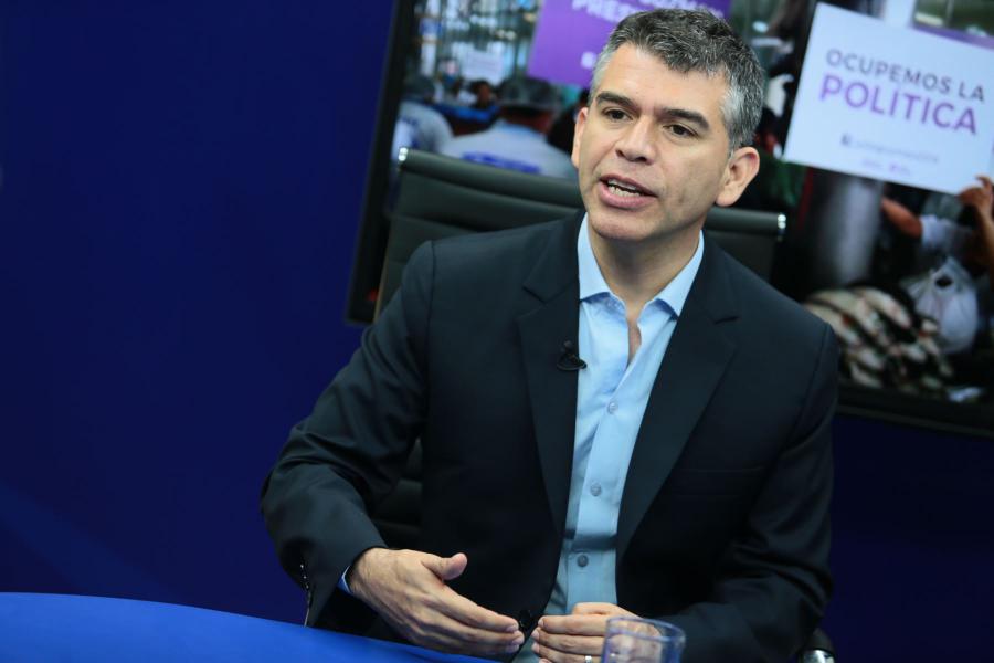 Julio Guzmán ¿Crecimiento o hinchazón?