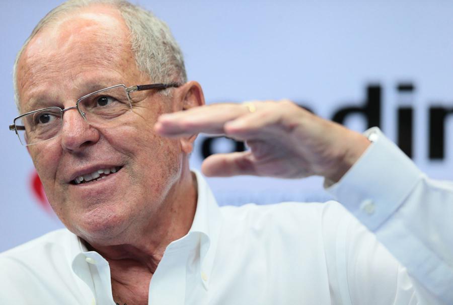 Cuatro mentiras y m&aacute;s