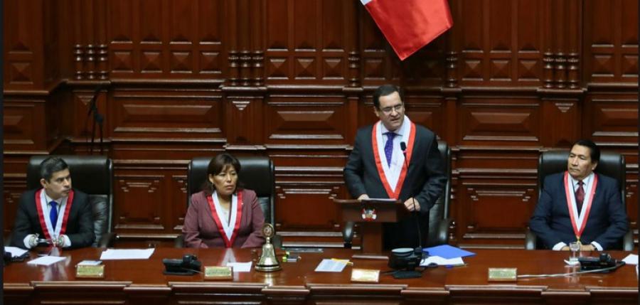 La oposición asume el Congreso