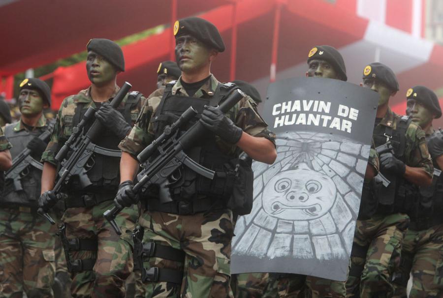 ¡Honor y gloria a nuestros héroes!