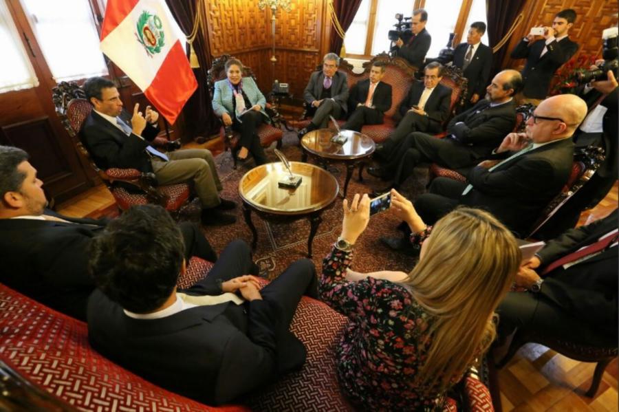 Venezuela gira el escenario