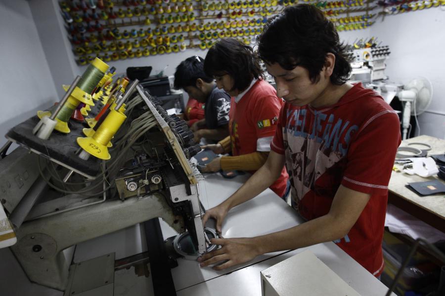 Baja inclusión financiera y desempleo