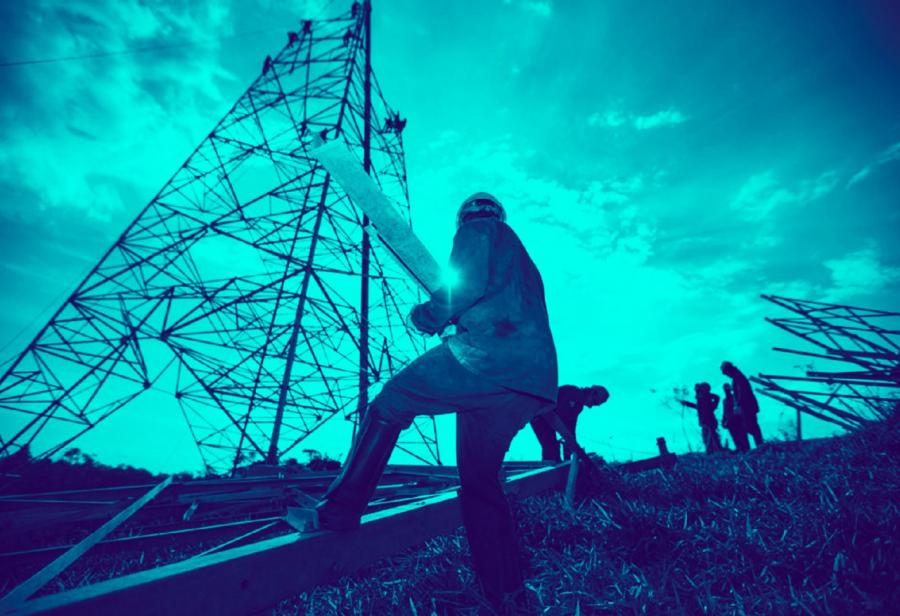 Magra inversión en eléctricas estatales