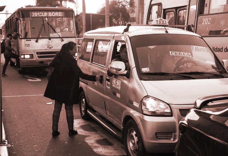 Colectivos: el reflejo de un Estado ineficiente