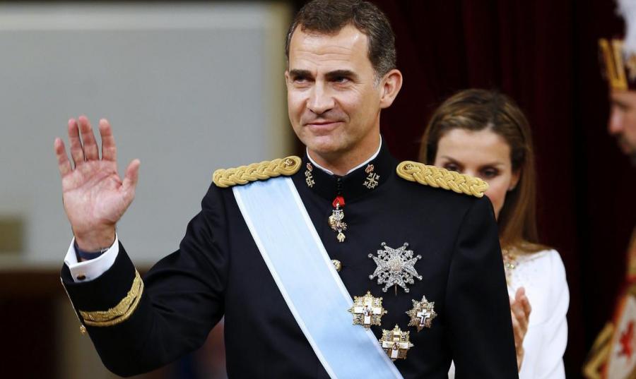 ¿Monarquías democráticas y Repúblicas despóticas y frivolonas?