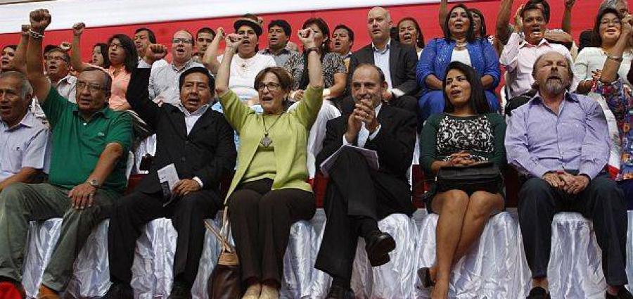 ¿Y la izquierda democrática?
