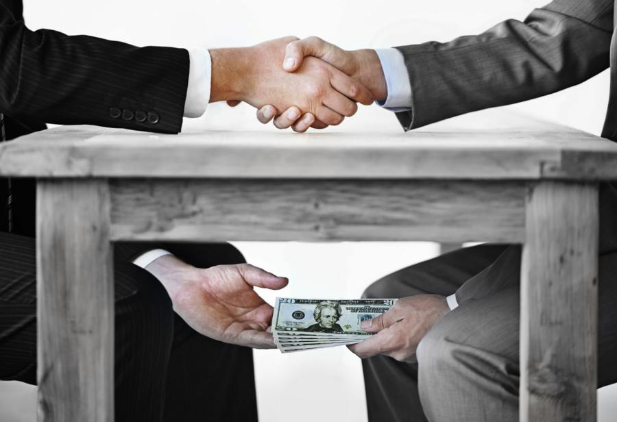 De corrupci&oacute;n y pol&iacute;tica