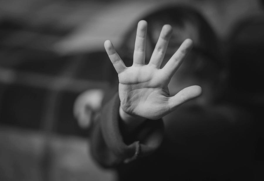 &iquest;Protege el Estado a las ni&ntilde;as y mujeres?