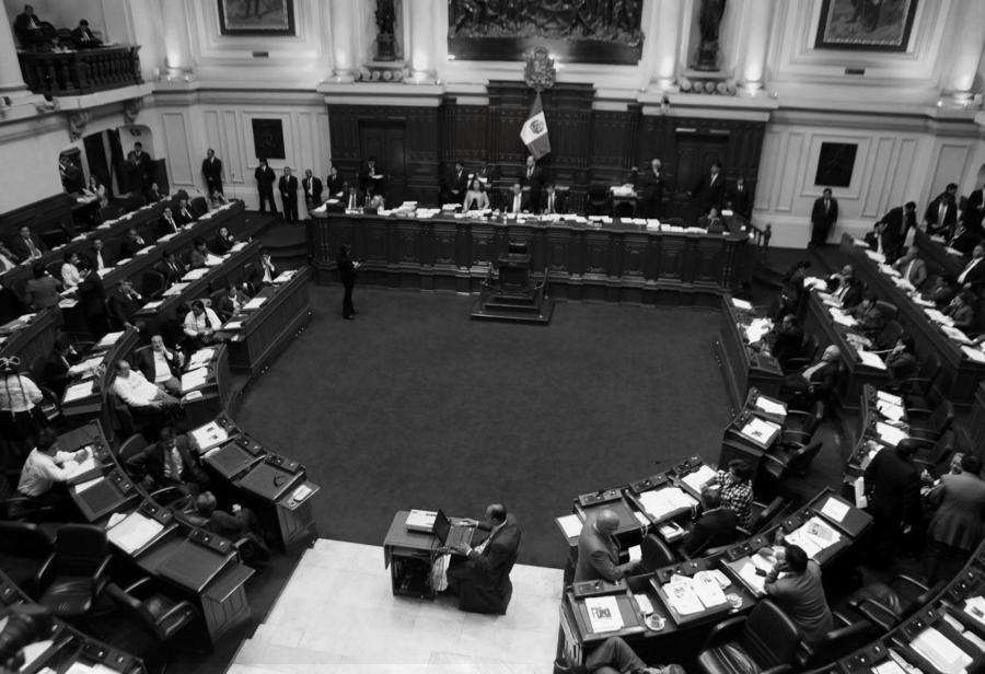 ¿Usted aceptaría que sus impuestos financien a los partidos políticos?