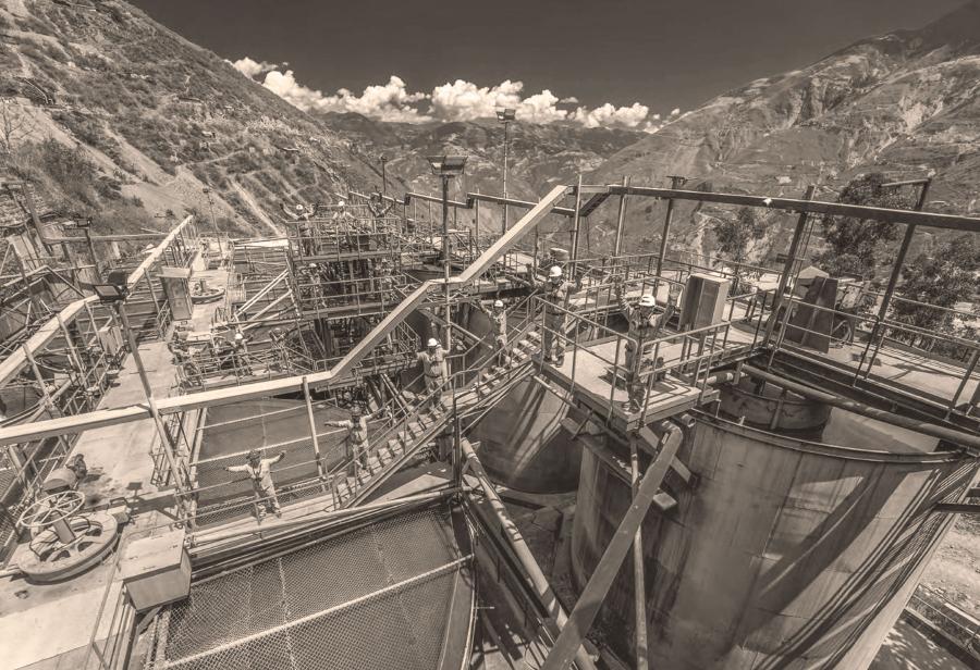 Nueva escalada contra la minería