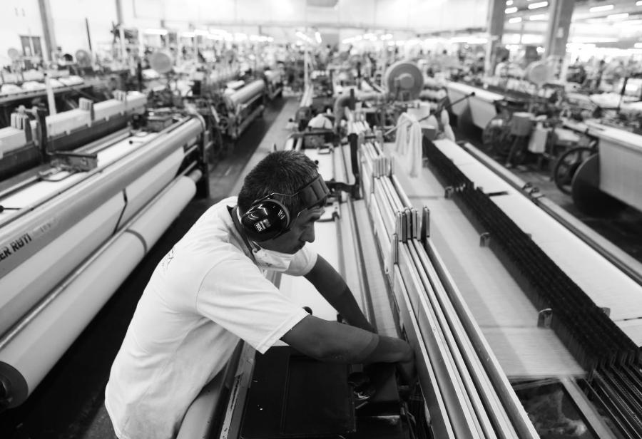¿Por qué cae el empleo formal?