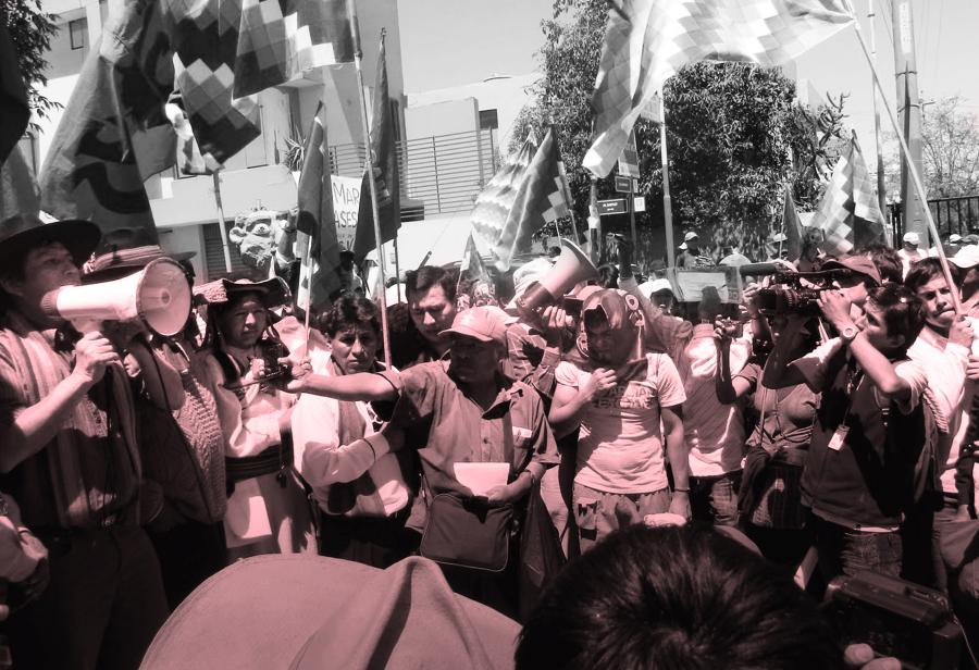 Izquierda reivindicativa versus izquierda violentista