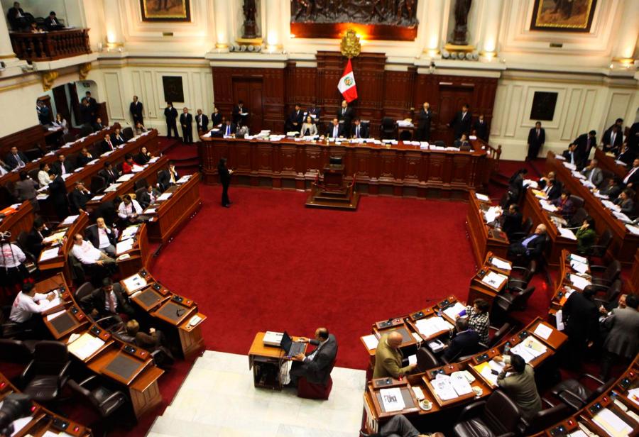 Impulsar la institucionalidad política