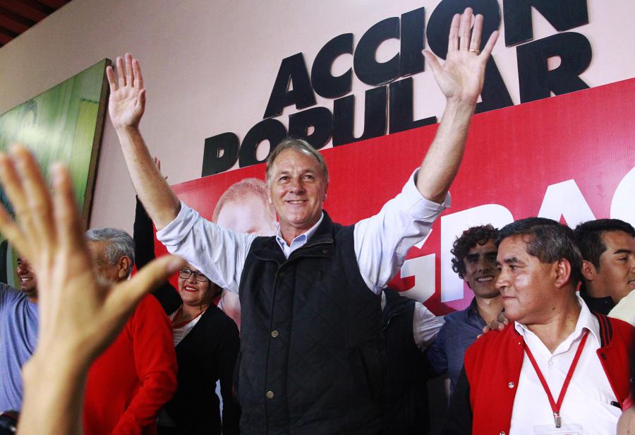 El retorno de la lampa: Muñoz, Barnechea y el mundo emergente