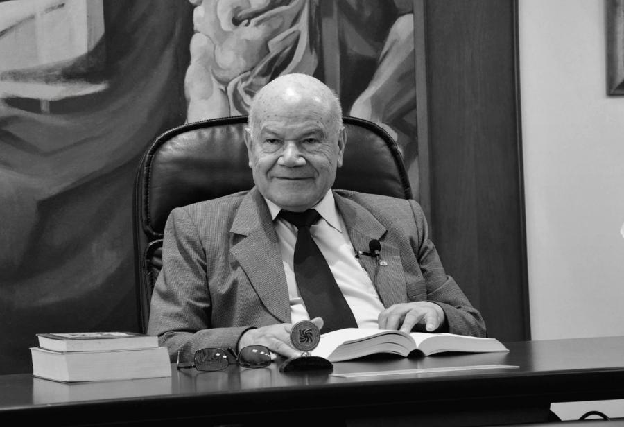 Iván Rodríguez Chávez (1941-2023)