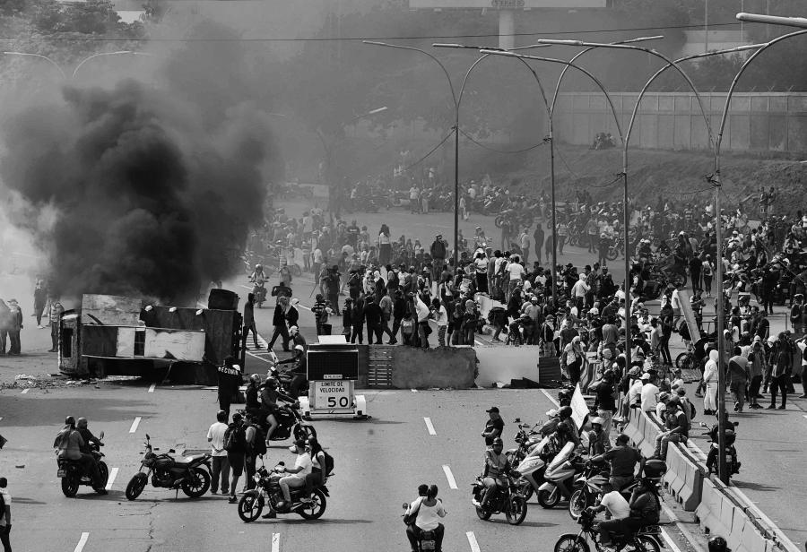 Tribus, guetos e insurgencia popular