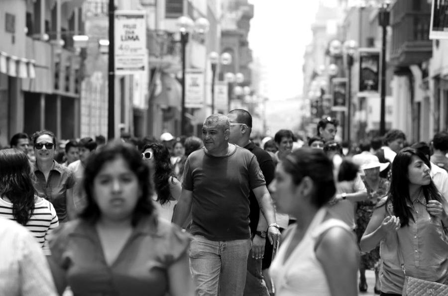 ¿Solo izquierda y derecha?. ¿Y las mujeres?