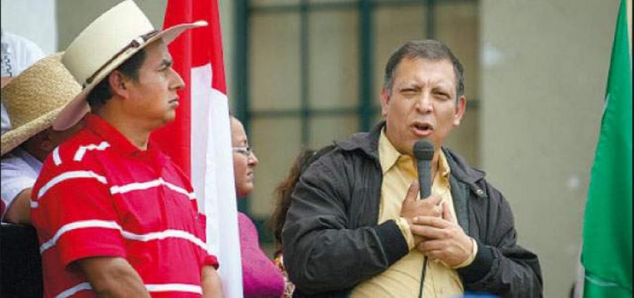 Dos temas. Triple crisis. Ausencia de la izquierda